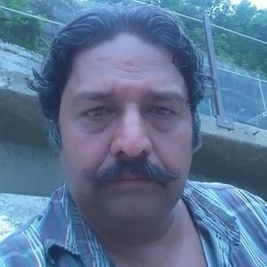 Meet your Posher, Ali